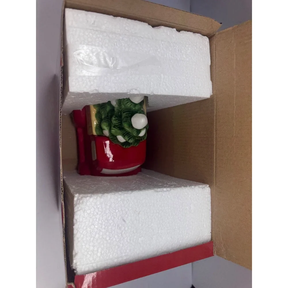 Joyland Red Truck Lidded Candy Dish Christmas Ceramic Holiday Decor 8x5x6in